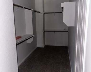 5813 Rancho Lane - Photo Thumbnail 14