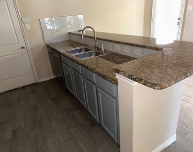 5813 Rancho Lane - Photo Thumbnail 9