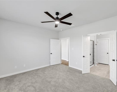 7036 Guilford Court - Photo Thumbnail 13