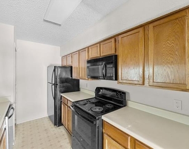9621 Walnut Street - Photo Thumbnail 7