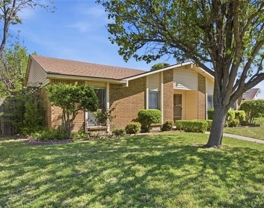 3053 Villa Sur Trail - Photo Thumbnail 1