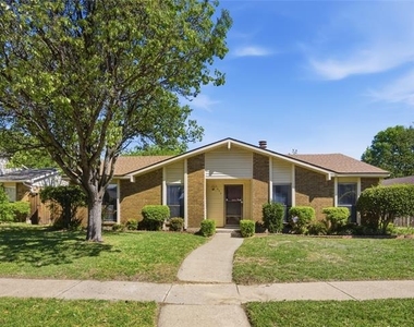 3053 Villa Sur Trail - Photo Thumbnail 2