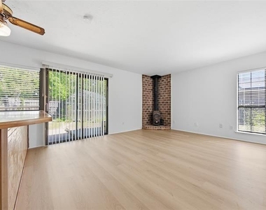 3053 Villa Sur Trail - Photo Thumbnail 11