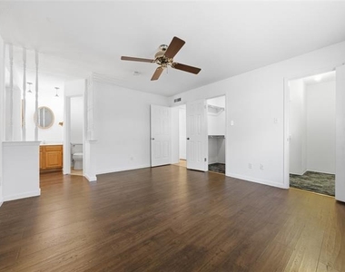 3053 Villa Sur Trail - Photo Thumbnail 20