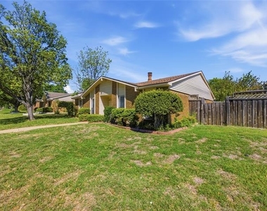 3053 Villa Sur Trail - Photo Thumbnail 3