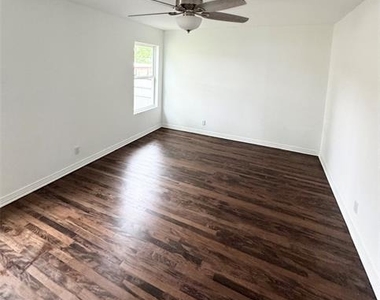 6442 Latta Street - Photo Thumbnail 9