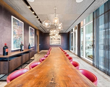1747 Leonard Street - Photo Thumbnail 27