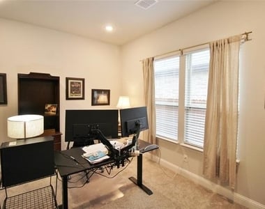 217 Resting Place Road - Photo Thumbnail 25