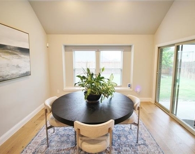 217 Resting Place Road - Photo Thumbnail 8