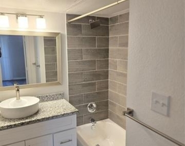 7800 Irish Drive - Photo Thumbnail 1