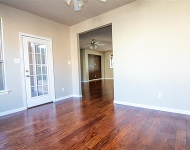 2557 Jacobson Drive - Photo Thumbnail 9