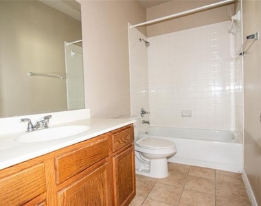 2557 Jacobson Drive - Photo Thumbnail 18