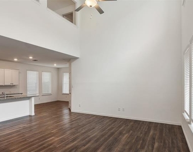 5341 Archway Drive - Photo Thumbnail 3
