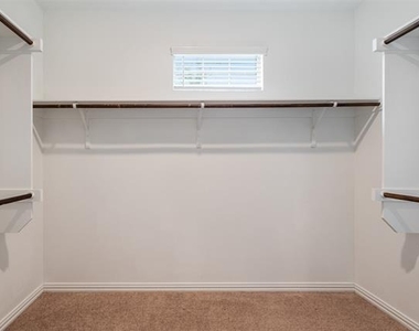 5341 Archway Drive - Photo Thumbnail 21