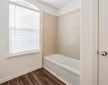 5341 Archway Drive - Photo Thumbnail 25