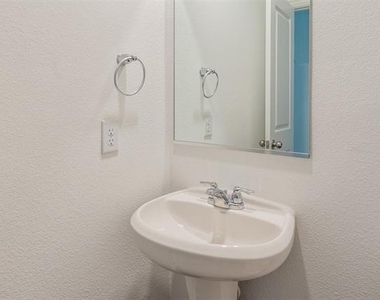 5341 Archway Drive - Photo Thumbnail 31