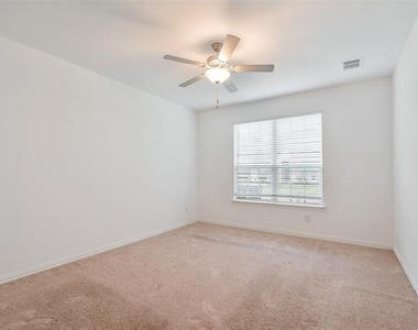 5341 Archway Drive - Photo Thumbnail 17