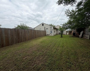 2125 Grayson Avenue - Photo Thumbnail 10