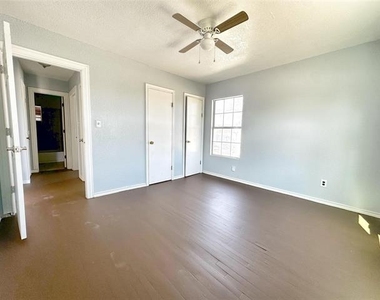2125 Grayson Avenue - Photo Thumbnail 7