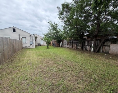 2125 Grayson Avenue - Photo Thumbnail 12