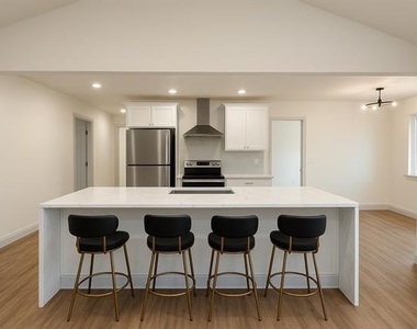 6 Northridge Lane - Photo Thumbnail 4