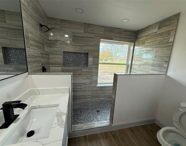 6 Northridge Lane - Photo Thumbnail 15