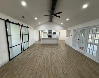 6 Northridge Lane - Photo Thumbnail 10