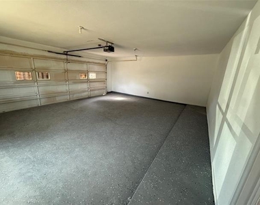 6 Northridge Lane - Photo Thumbnail 31