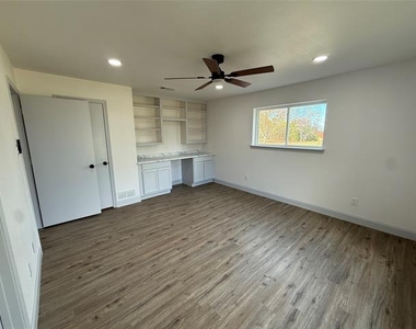 6 Northridge Lane - Photo Thumbnail 30