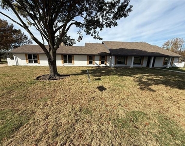 6 Northridge Lane - Photo Thumbnail 1