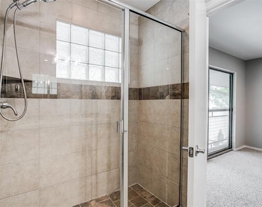 4616 W Lovers Lane - Photo Thumbnail 11