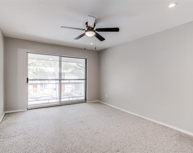4616 W Lovers Lane - Photo Thumbnail 9