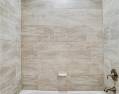 3147 Hedgerow Drive - Photo Thumbnail 10