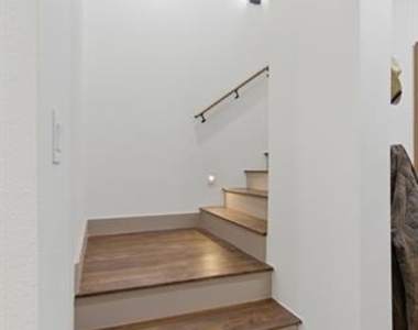 819 Dubois Street - Photo Thumbnail 25