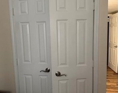 5425 Slay Drive - Photo Thumbnail 10