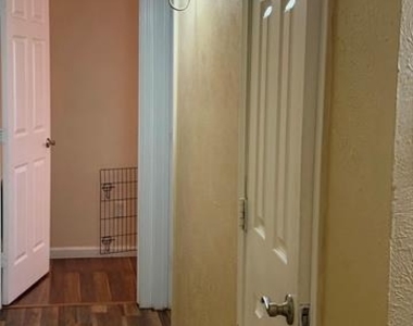 5425 Slay Drive - Photo Thumbnail 8