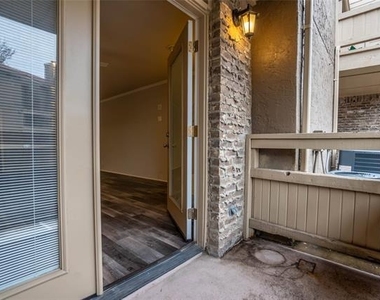 5200 Martel Avenue - Photo Thumbnail 10