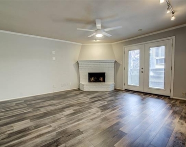 5200 Martel Avenue - Photo Thumbnail 2