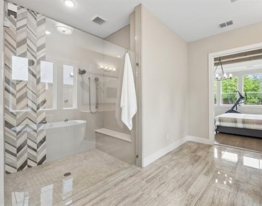 12108 Fieldwood Lane - Photo Thumbnail 19