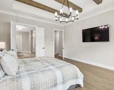 12108 Fieldwood Lane - Photo Thumbnail 14