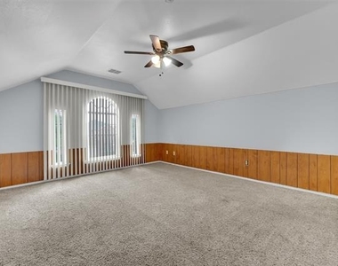1970 Garrison Way - Photo Thumbnail 23