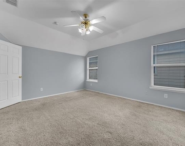 1970 Garrison Way - Photo Thumbnail 17