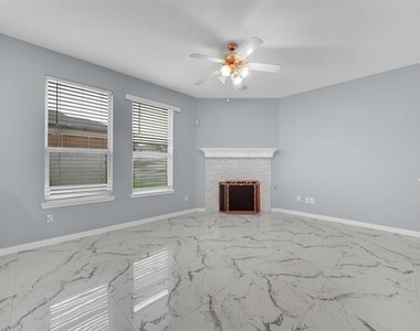 1970 Garrison Way - Photo Thumbnail 8