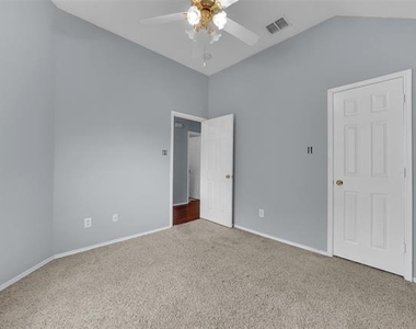 1970 Garrison Way - Photo Thumbnail 24