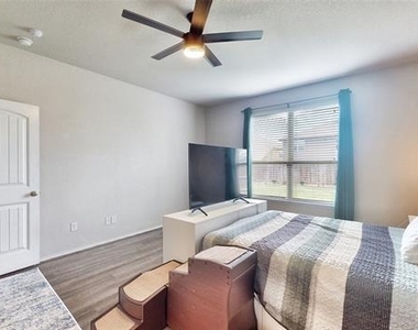 3716 Harbour Mist Trail - Photo Thumbnail 15