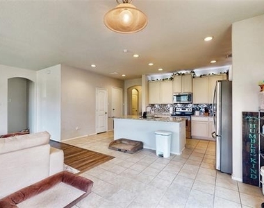 3716 Harbour Mist Trail - Photo Thumbnail 10