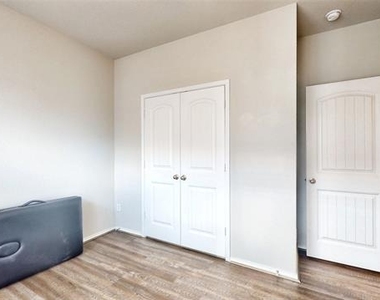 3716 Harbour Mist Trail - Photo Thumbnail 21