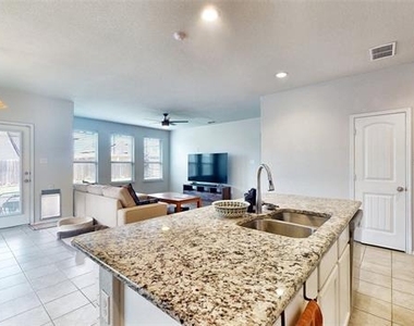 3716 Harbour Mist Trail - Photo Thumbnail 7