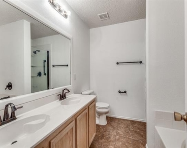 509 Keble Drive - Photo Thumbnail 9