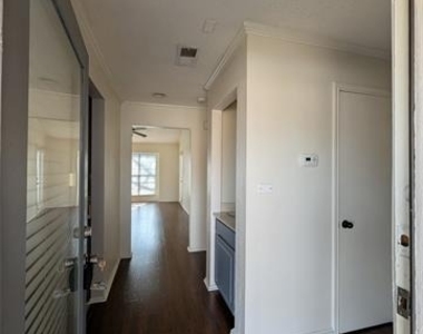 2728 Copper Creek Drive - Photo Thumbnail 3